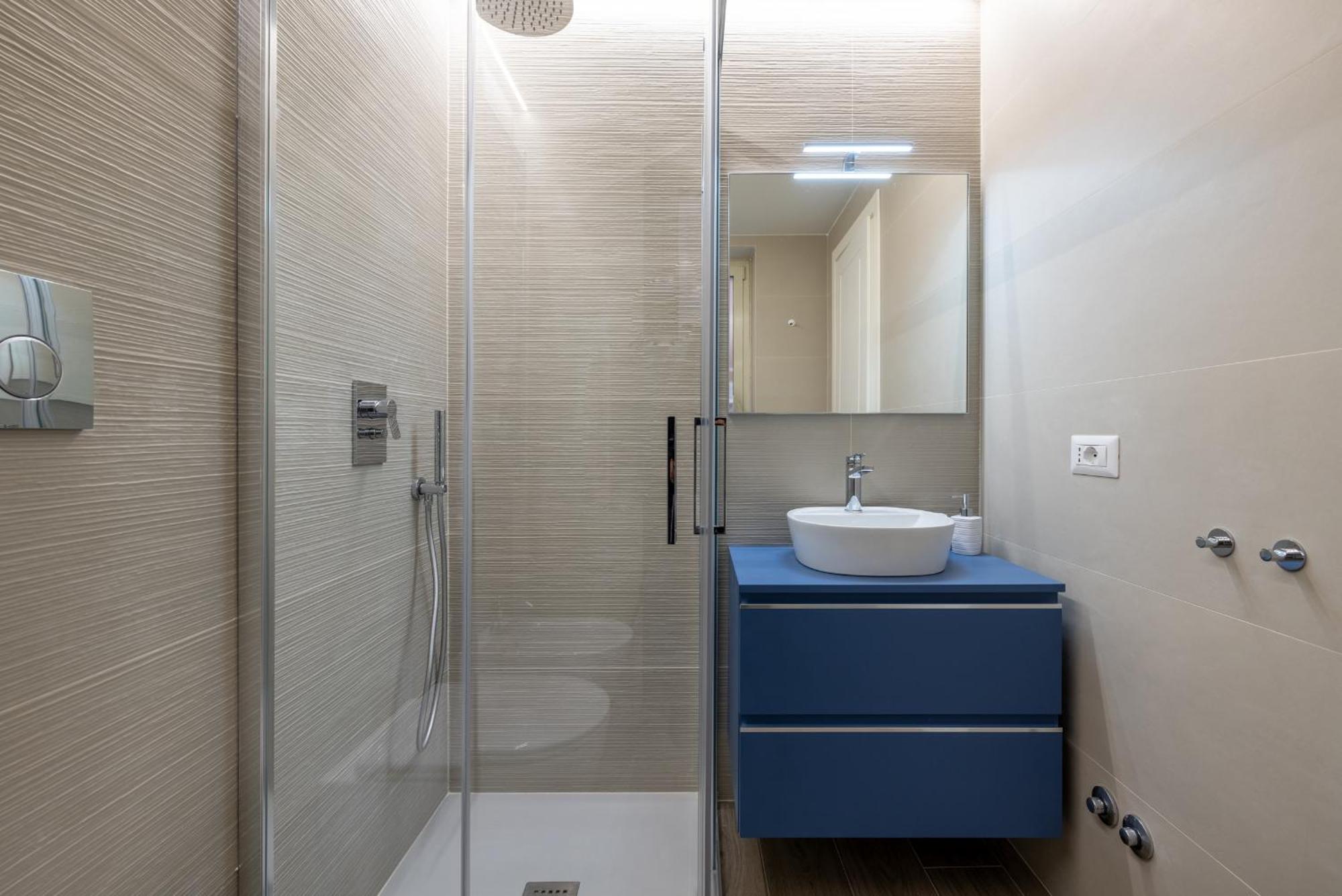 Vatican 2br In *