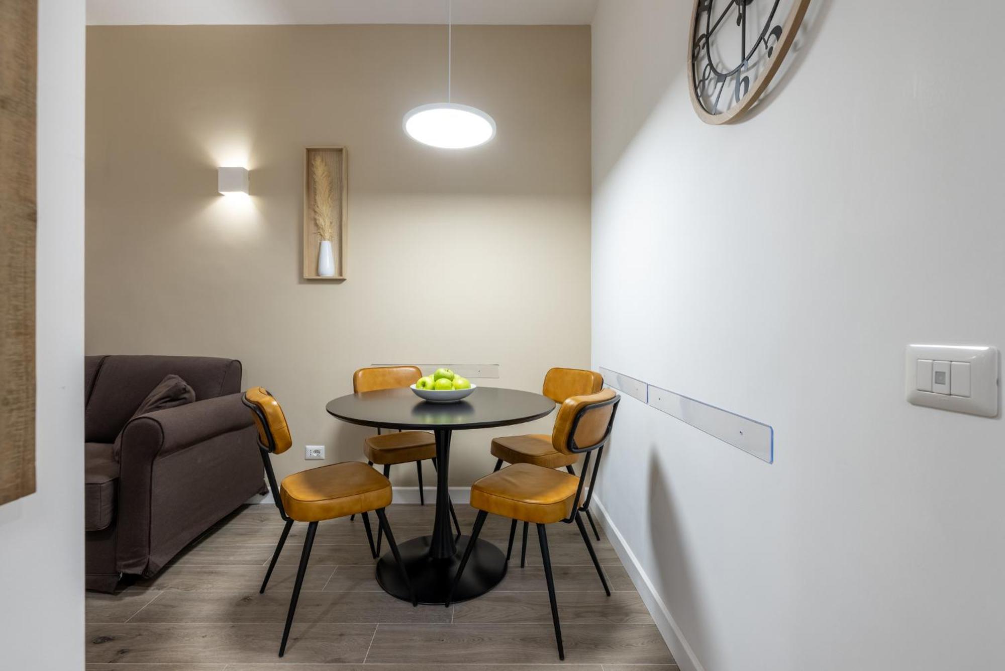Vatican 2br In